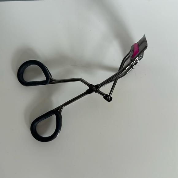 Sephora Eyelash Curler - Picture 1 of 3